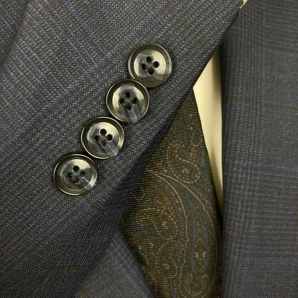Bar III Men's Slim-Fit Wool Suit Jacket Size 44S Navy Plaid E07996